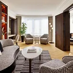 Marriott Champs Elysees Hotel 5*