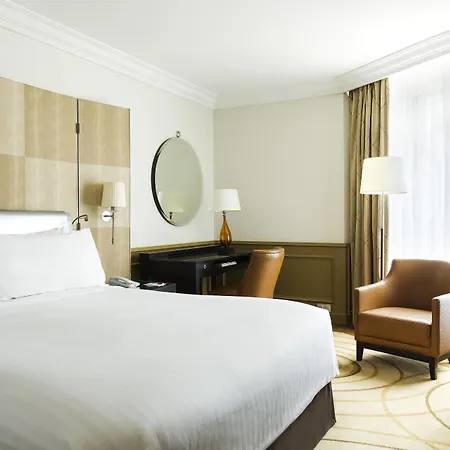 Marriott Champs Elysees Hotel Parigi