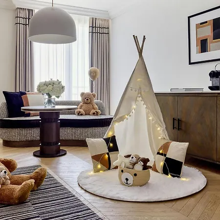 Hotel Marriott Champs Elysees Parigi
