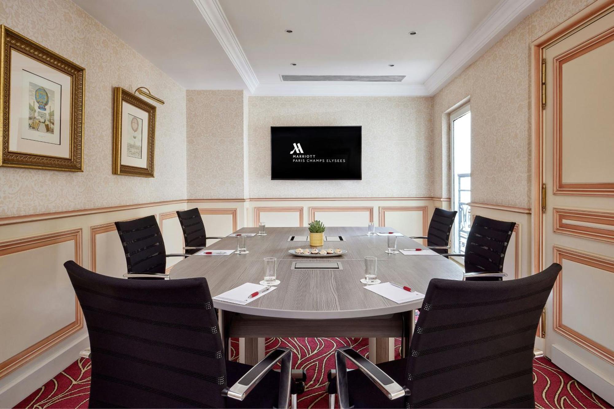 Marriott Champs Elysees 5* Parigi