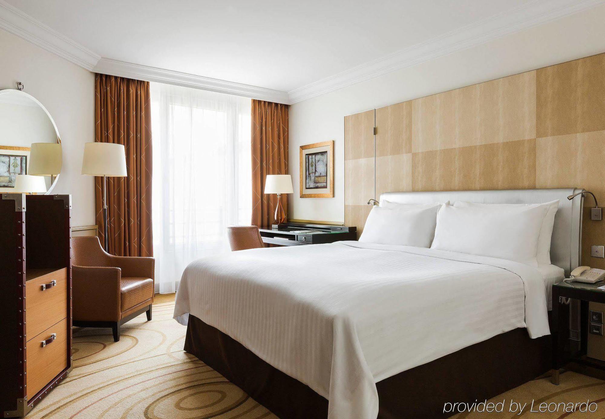 Marriott Champs Elysees Parigi